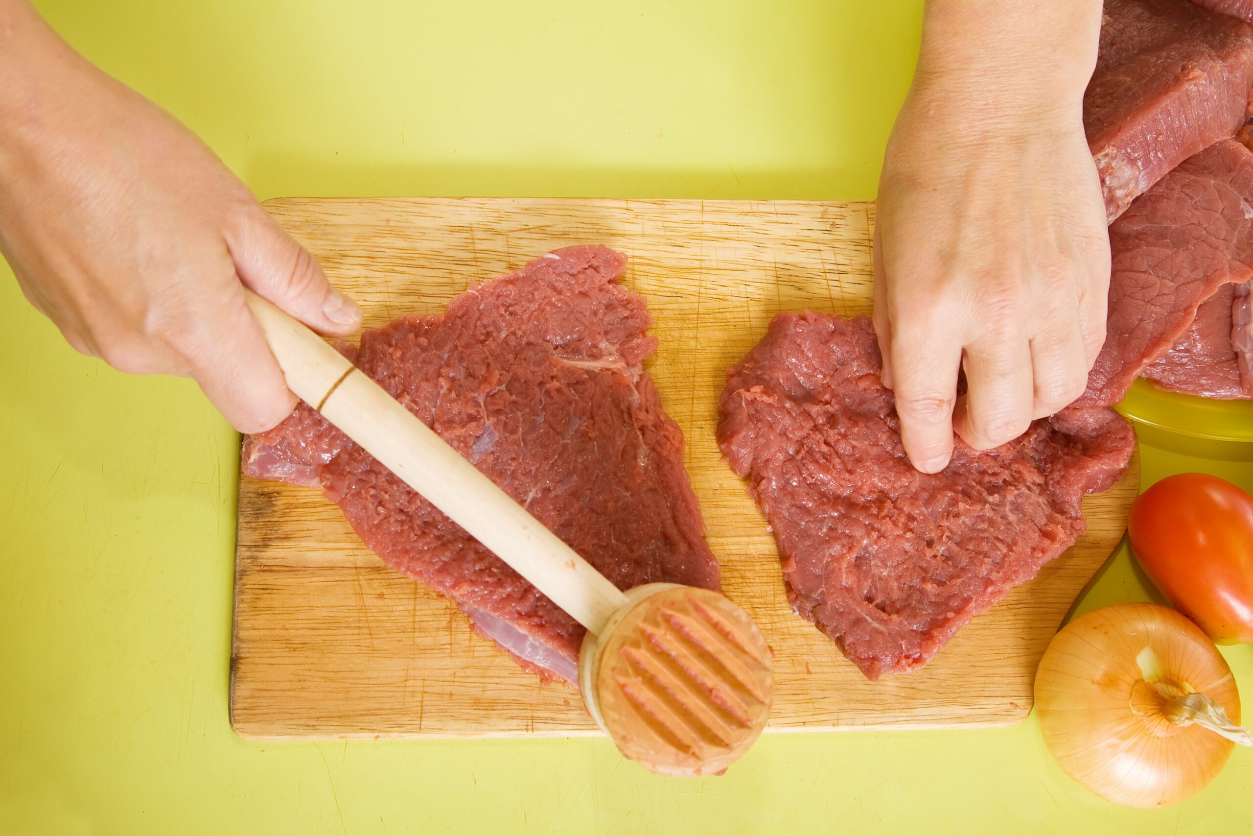 Can You Cook Raw Meat with a Wooden Spoon?